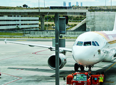 avión aeropuerto madrid